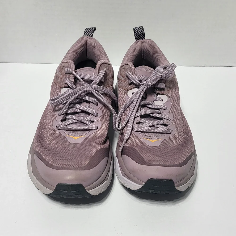 Hoka One One hoka one